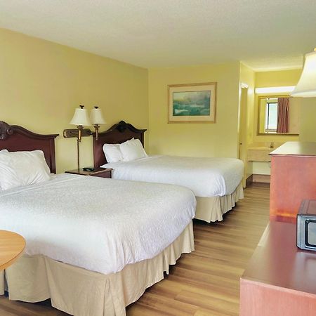 Knights Inn Point South Yemassee Bagian luar foto
